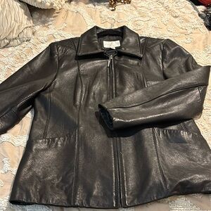 🖤 **Genuine Black Lambskin Leather Jacket** 🖤